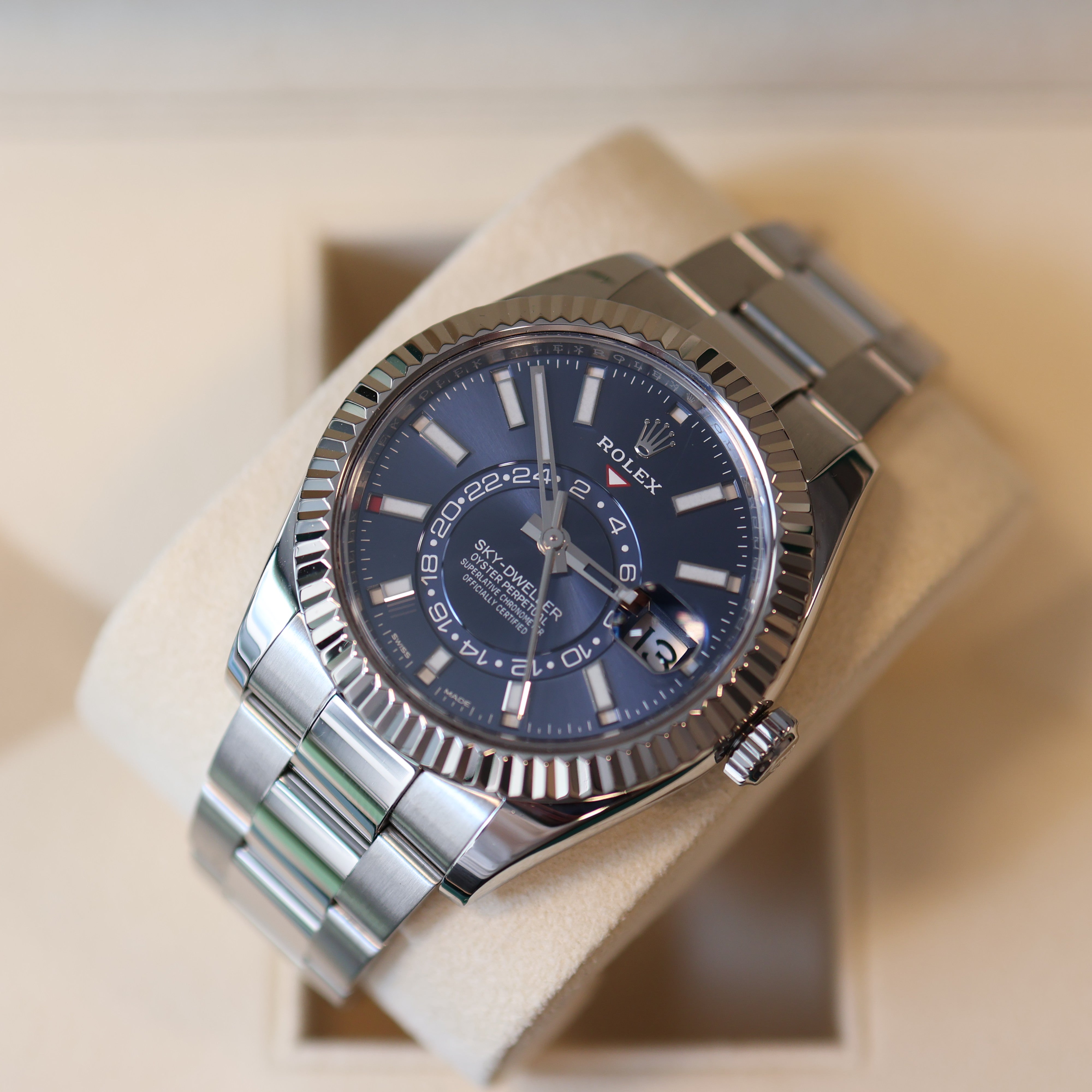 Rolex Sky-Dweller 326934