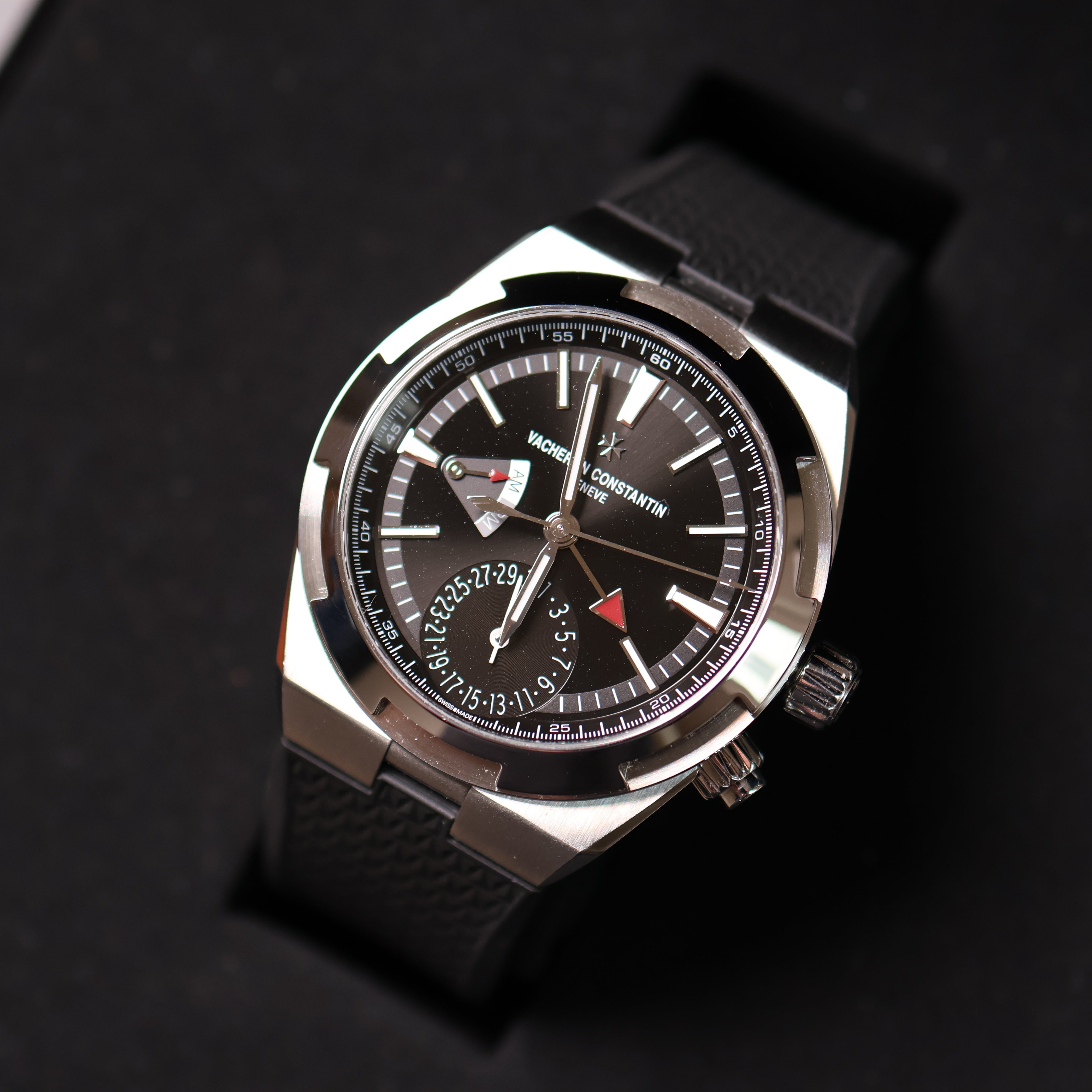 Vacheron Constantin Overseas Dual Time 7900V
