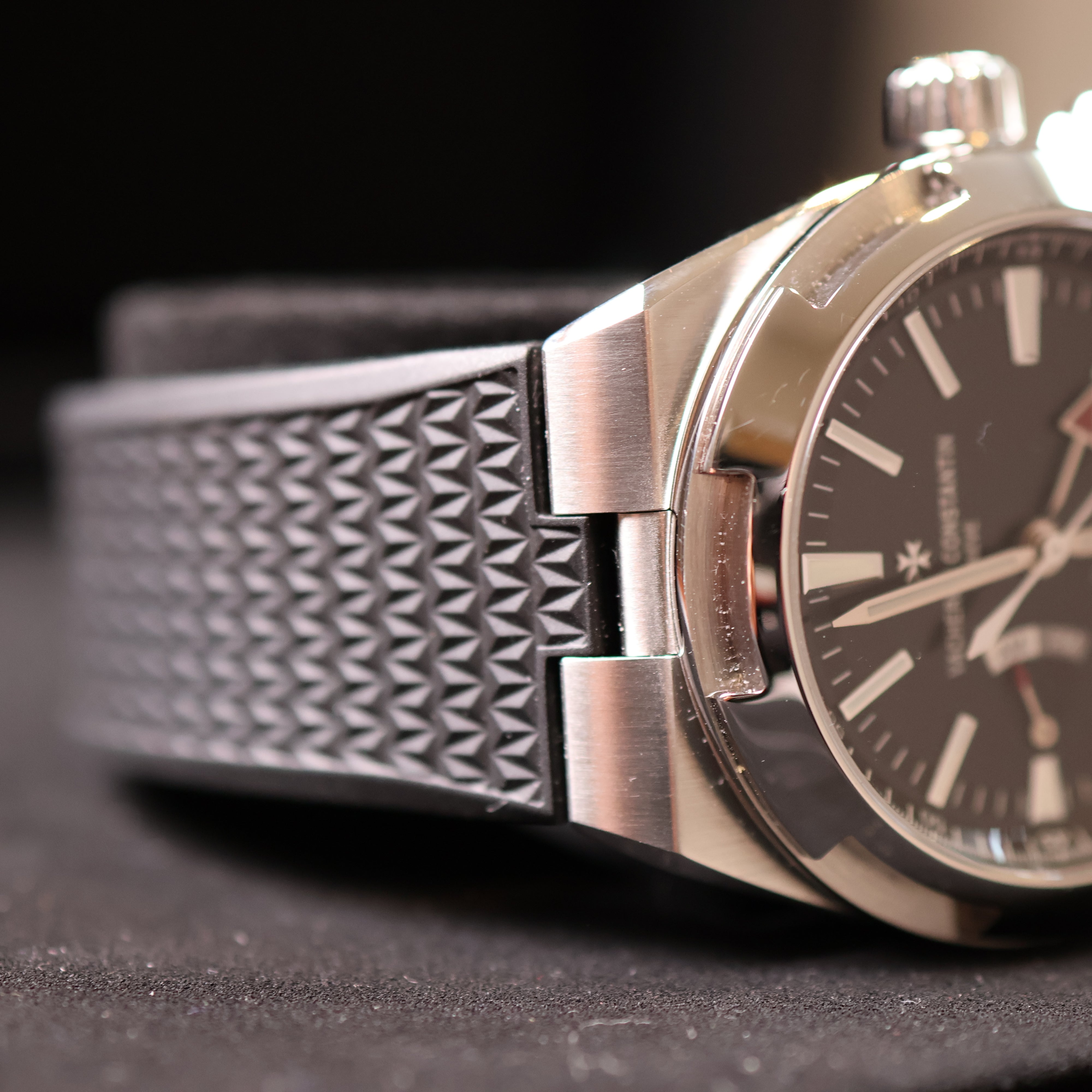 Vacheron Constantin Overseas Dual Time 7900V