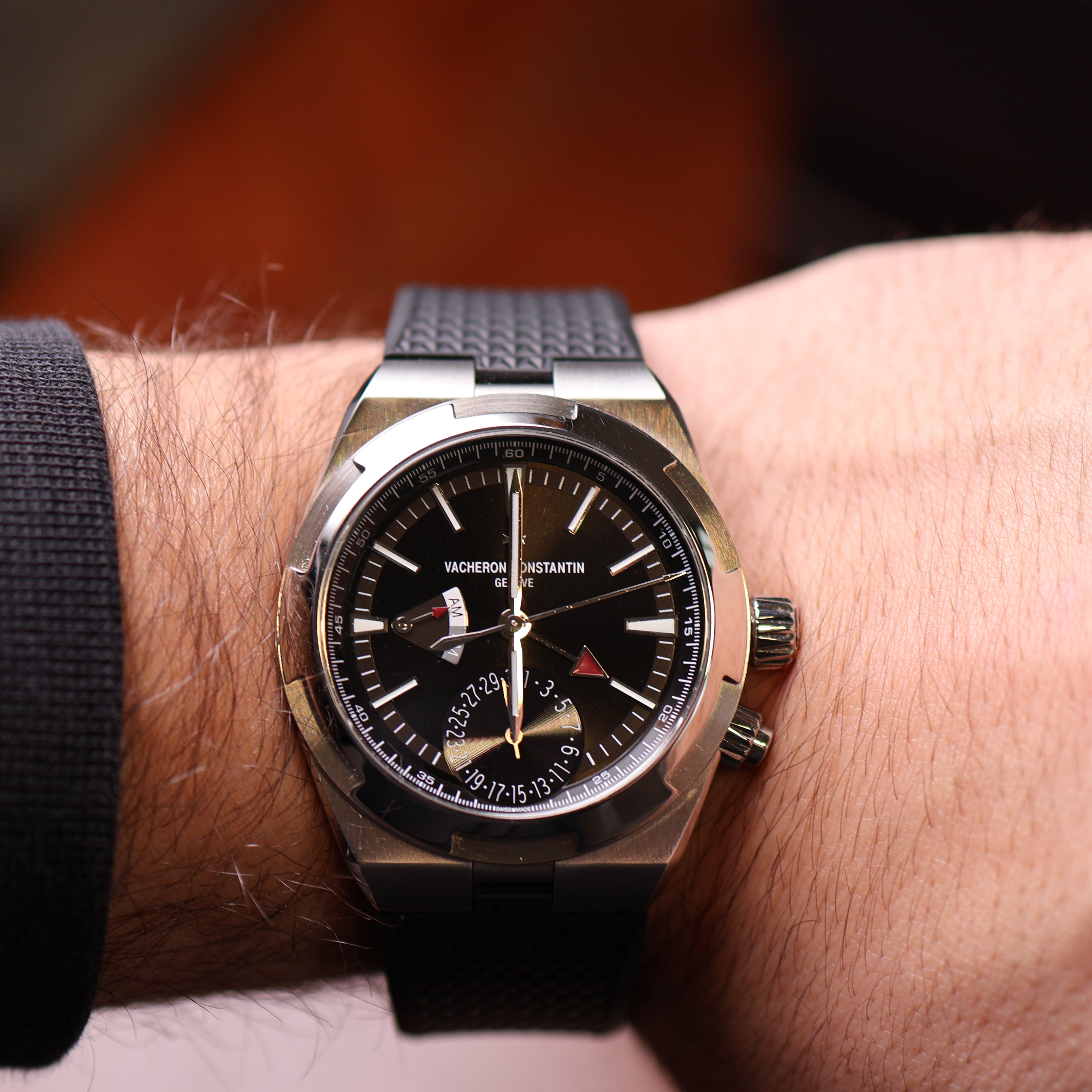 Vacheron Constantin Overseas Dual Time 7900V
