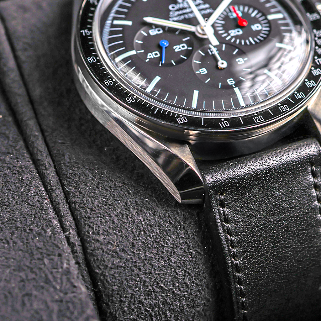 Omega Speedmaster Moonwatch Raid Edition 311.30.423.001.007