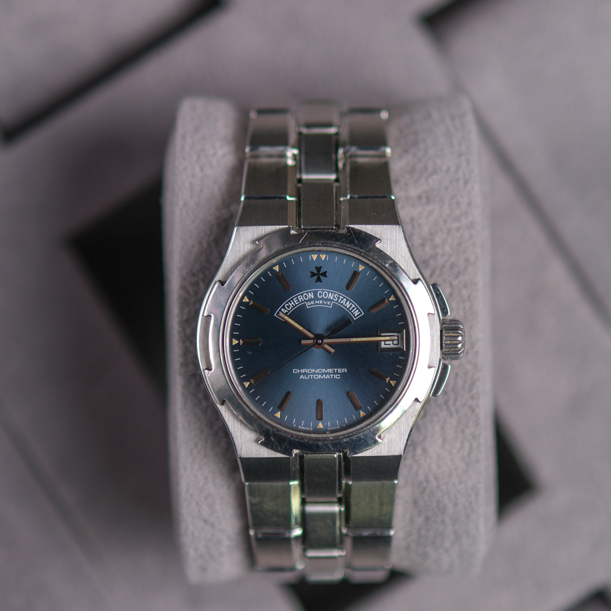 Vacheron Constantin Overseas White Dial 42042 (Copie)