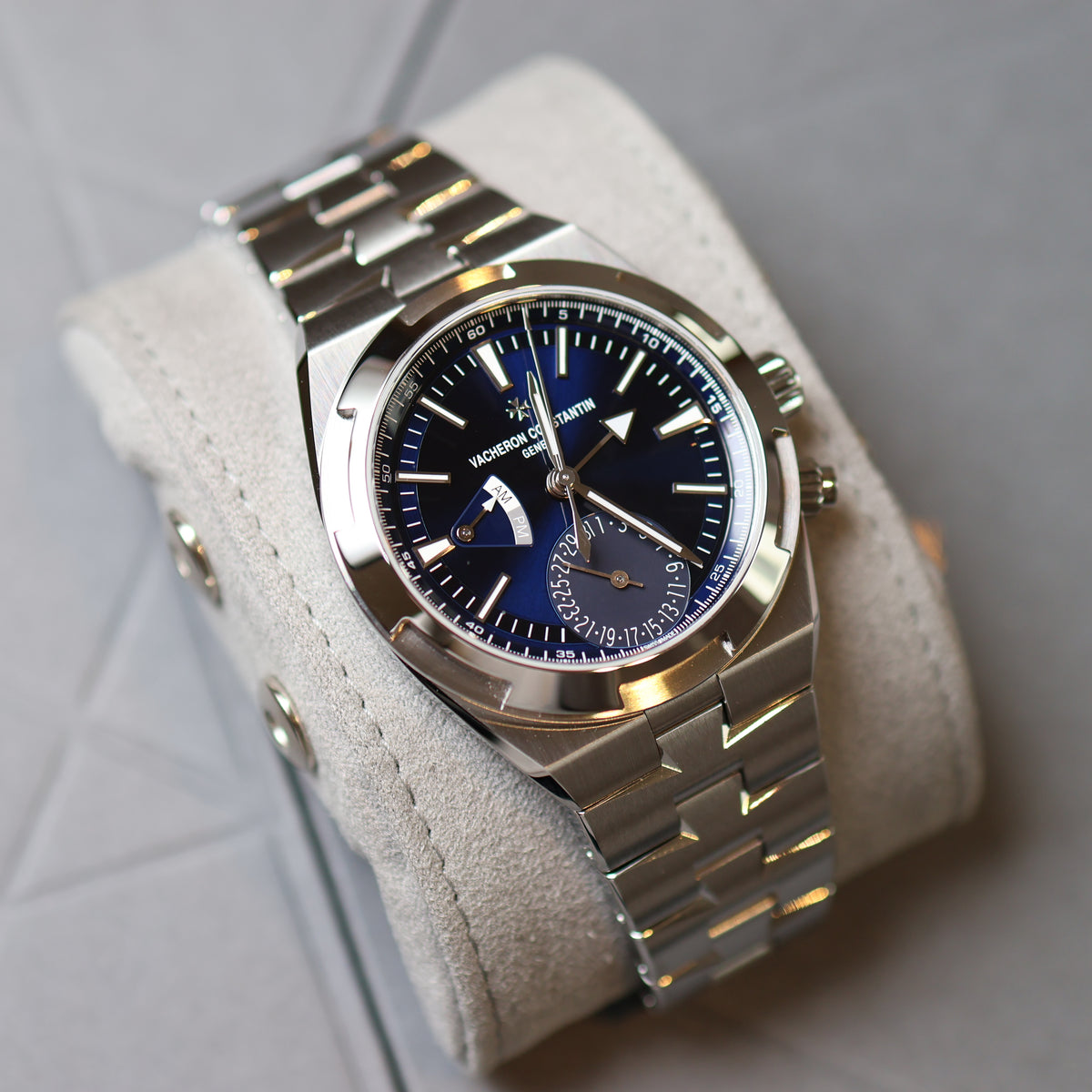 Vacheron Constantin Overseas Dual Time 7920V