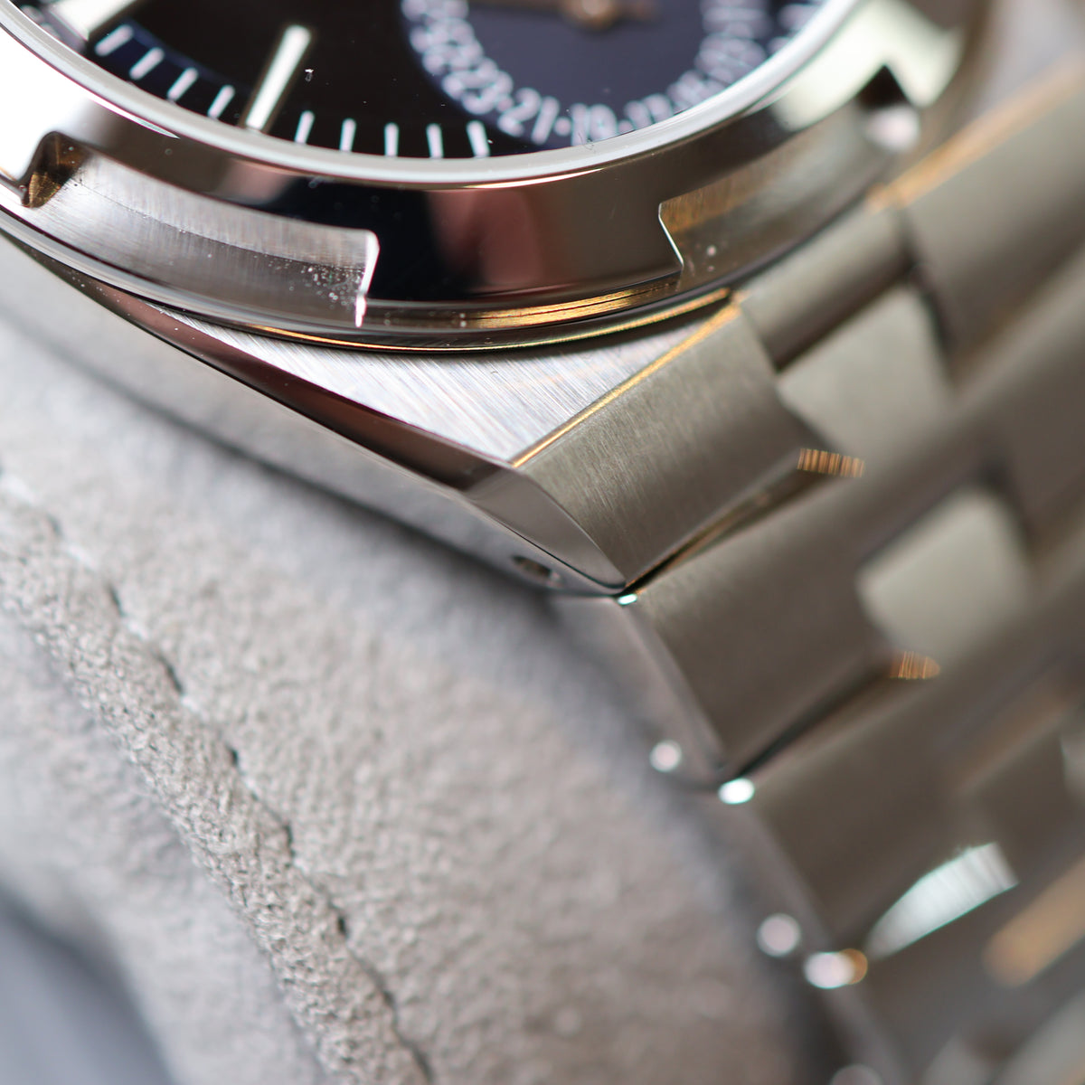 Vacheron Constantin Overseas Dual Time 7920V