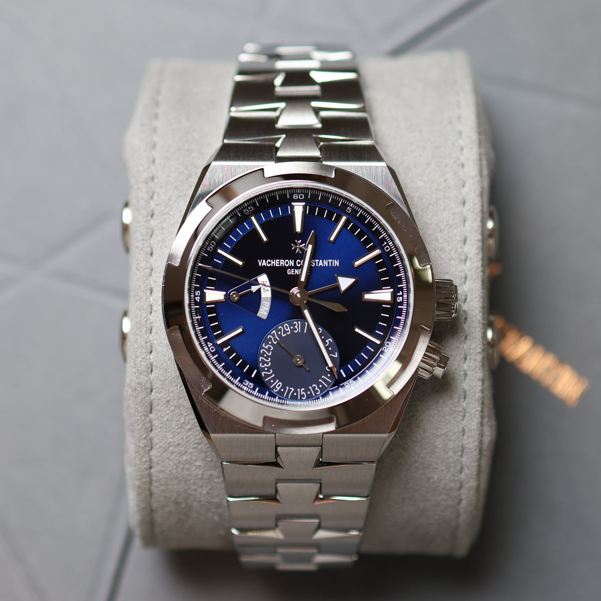 Vacheron Constantin Overseas Dual Time 7920V