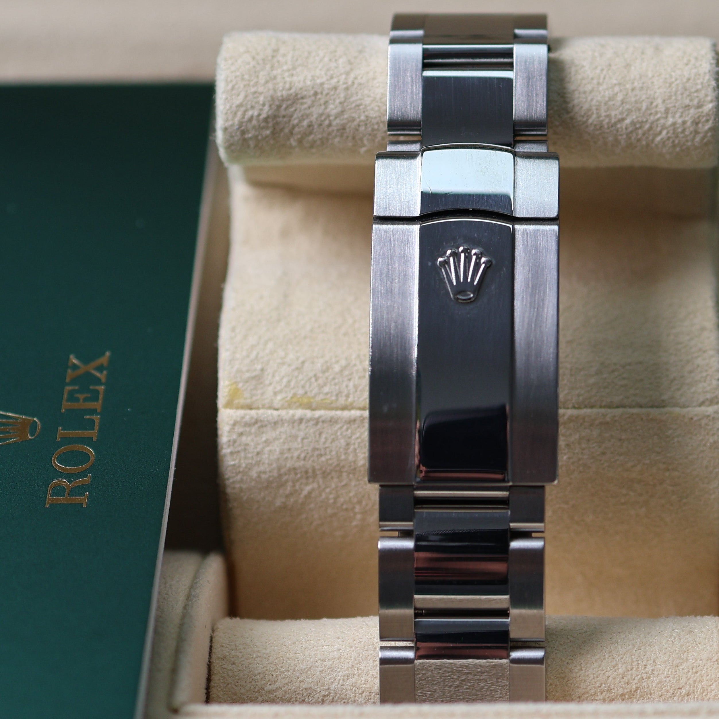 Rolex Datejust Silver Dial Oyster 126334