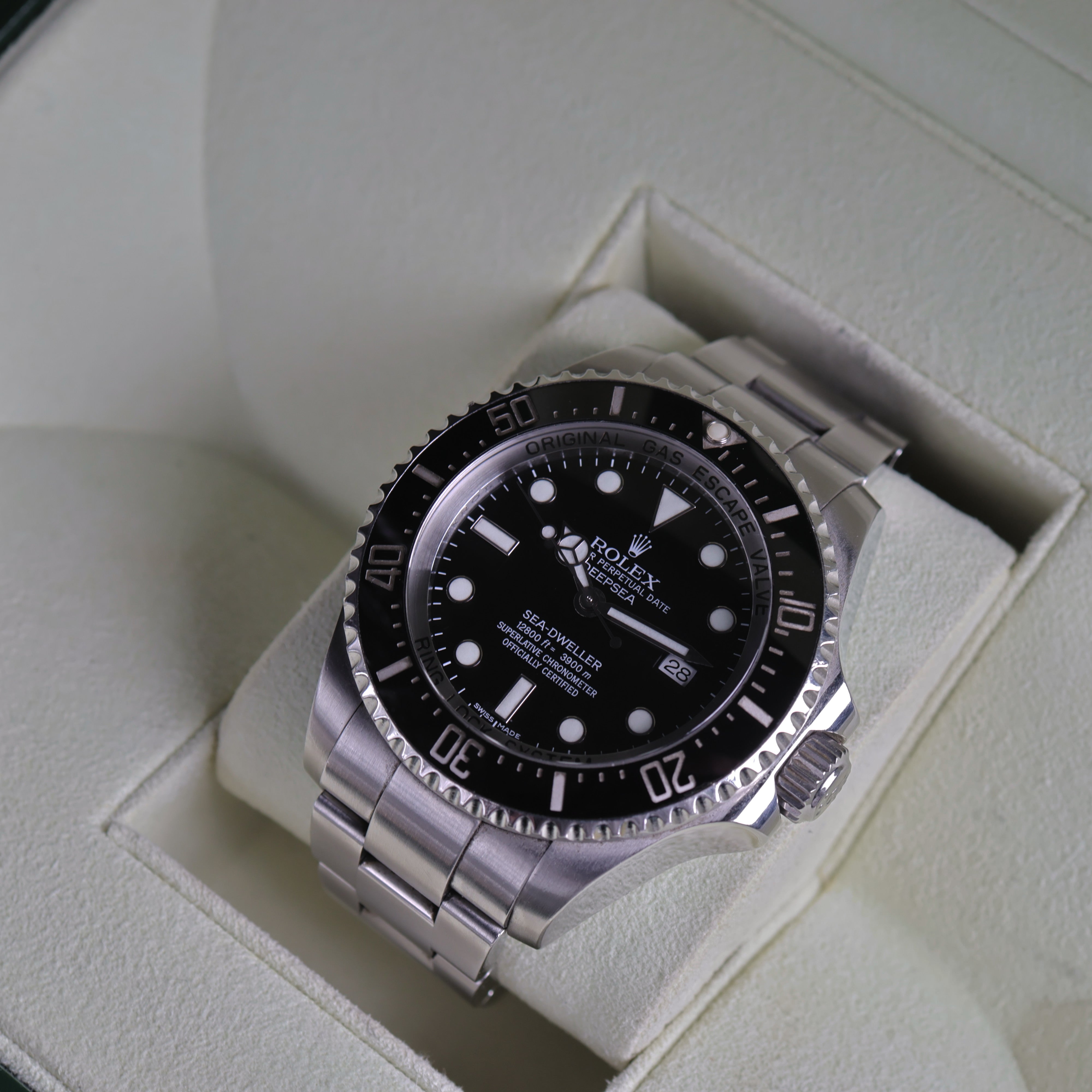 Rolex Sea-Dweller Deepsea 116660