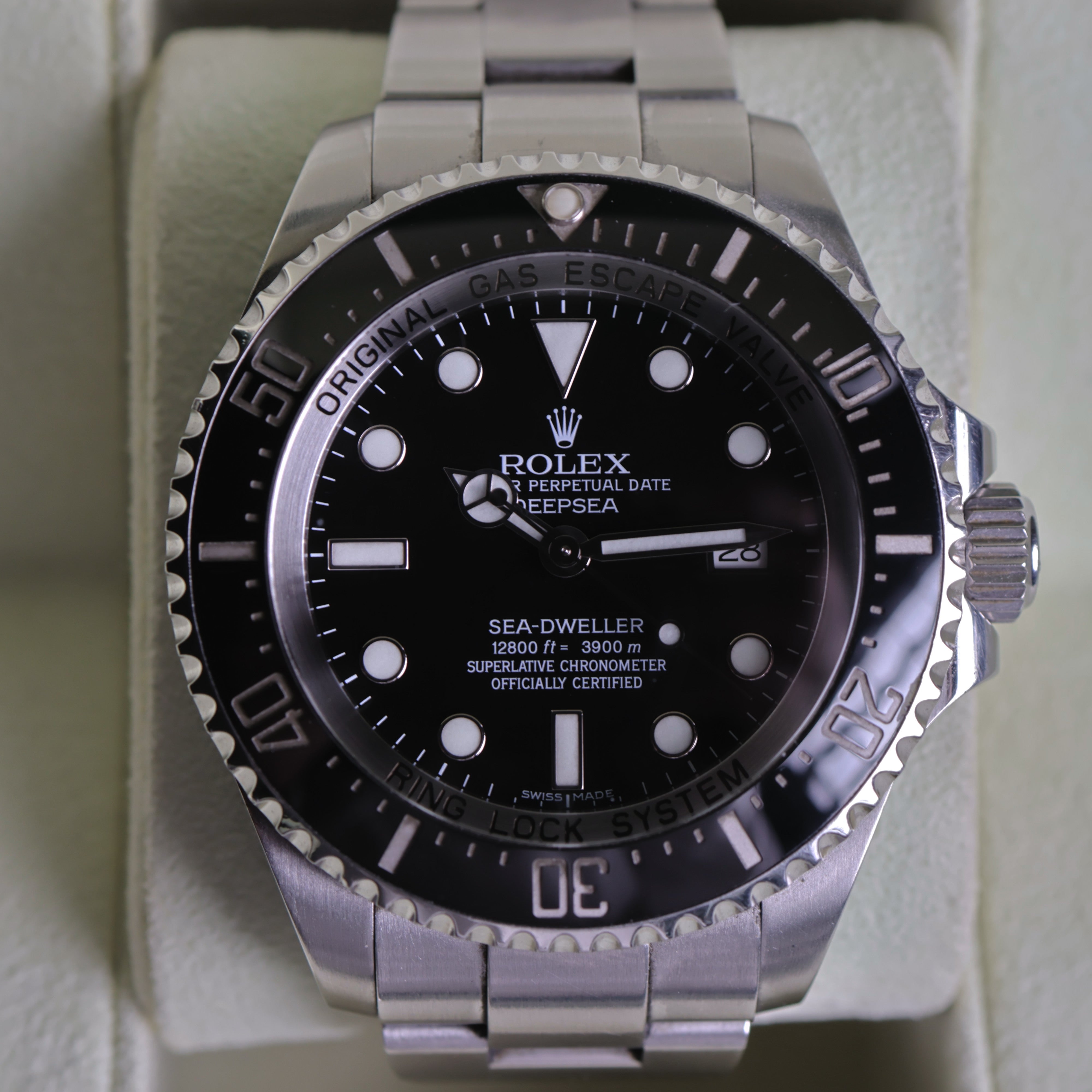 Rolex Sea-Dweller Deepsea 116660