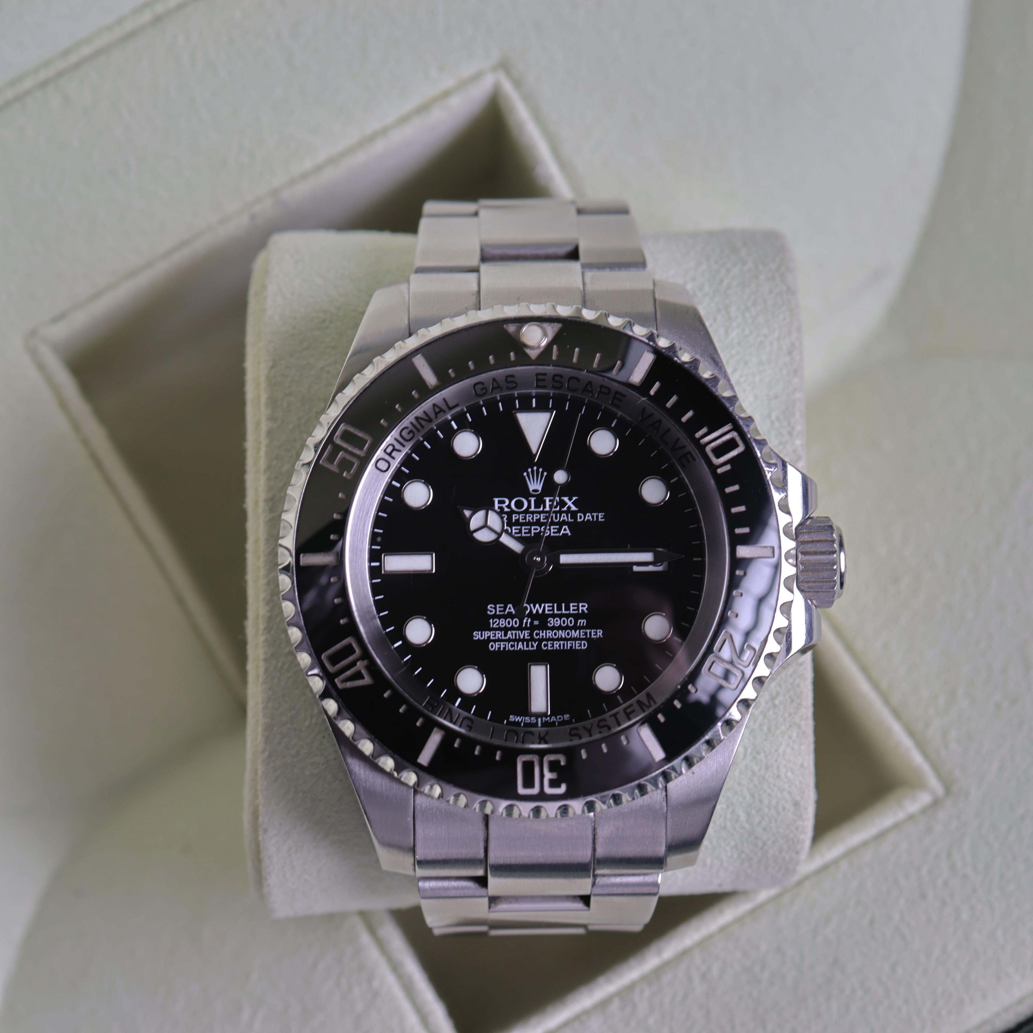 Rolex Sea-Dweller Deepsea 116660