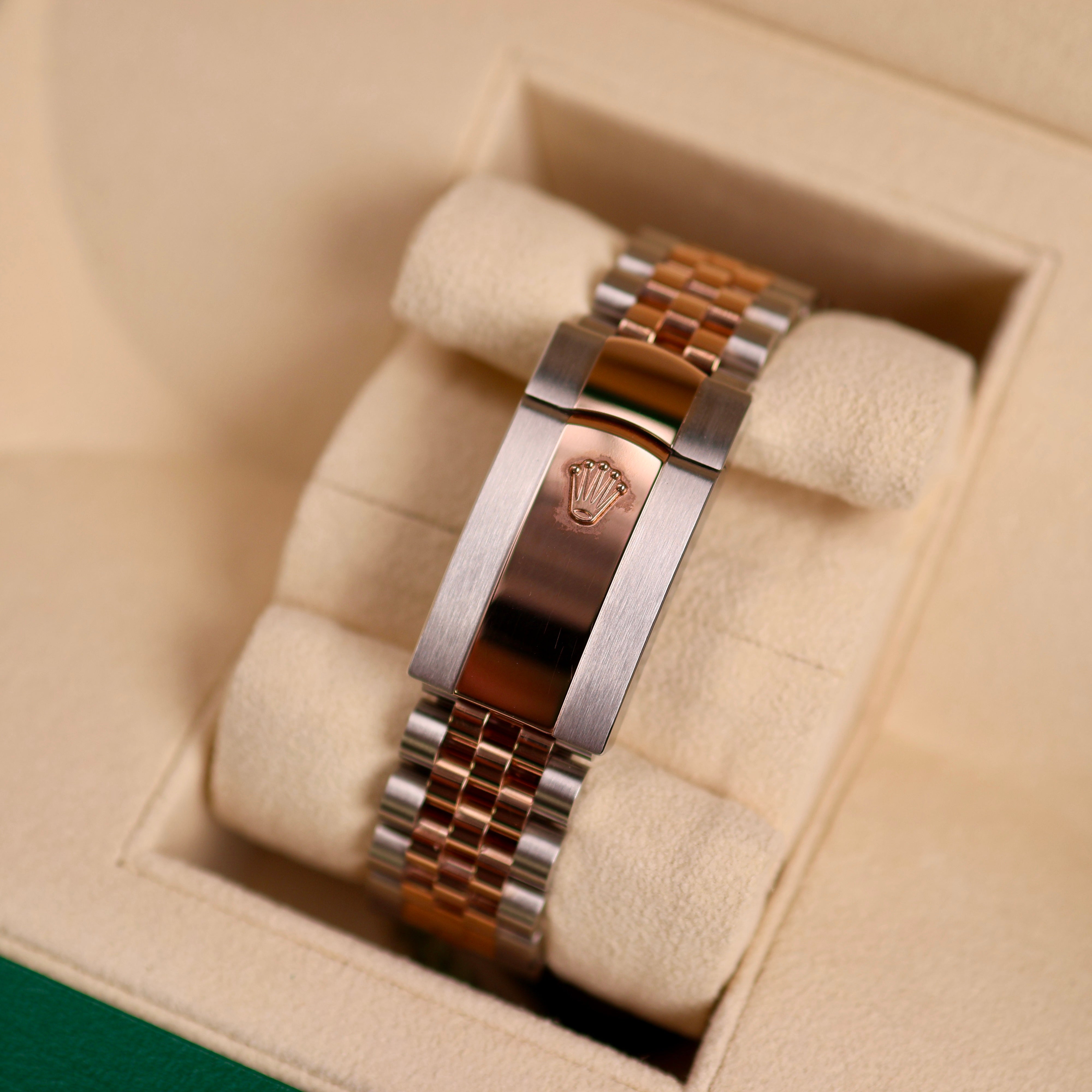 Rolex Datejust White Roman Dial Jubilée 126231