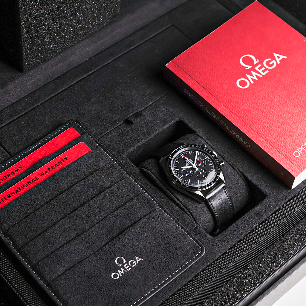 Omega Speedmaster Moonwatch Raid Edition 311.30.423.001.007
